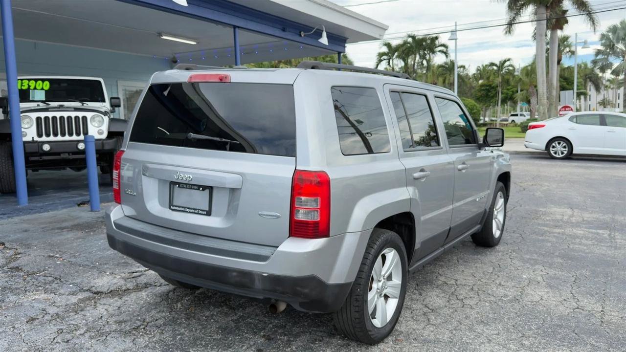 Used 2015 Jeep Patriot Latitude FWD image 4