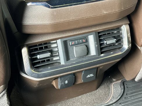 Used 2023 Ford F150 King Ranch w/ Equipment Group 601A High AWD/4WD image 17