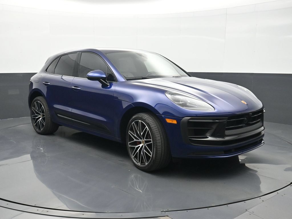 Certified 2023 Porsche Macan S AWD/4WD image 22