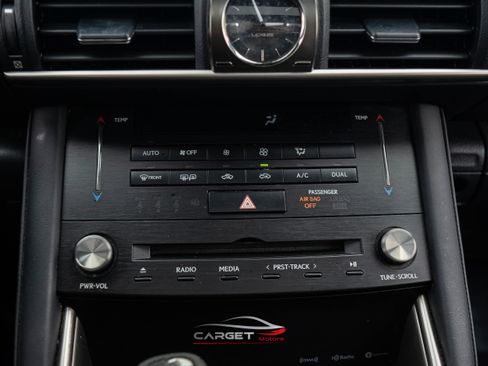 Used 2018 Lexus IS 300 F Sport w/ F Sport Package image 29