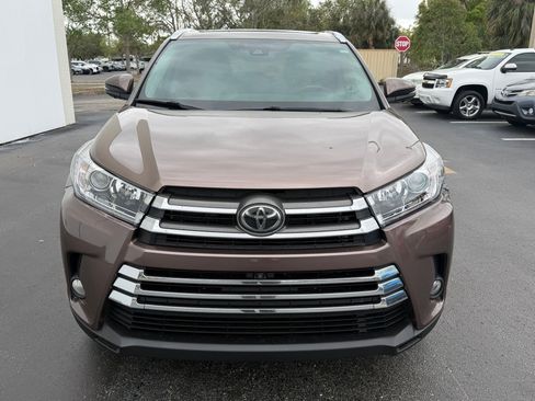 Used 2018 Toyota Highlander Limited Platinum image 6