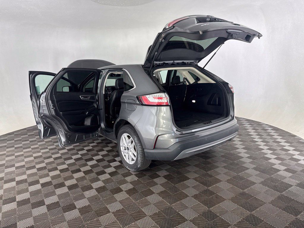 Used 2023 Ford Edge SEL AWD/4WD image 18