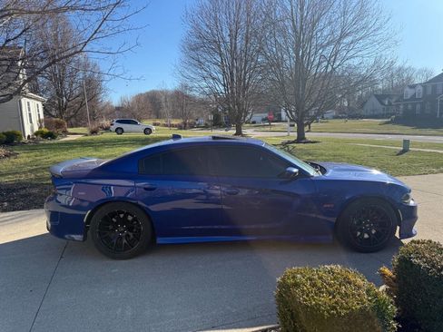 Used 2018 Dodge Charger R/T Scat Pack w/ Dynamics Package image 5