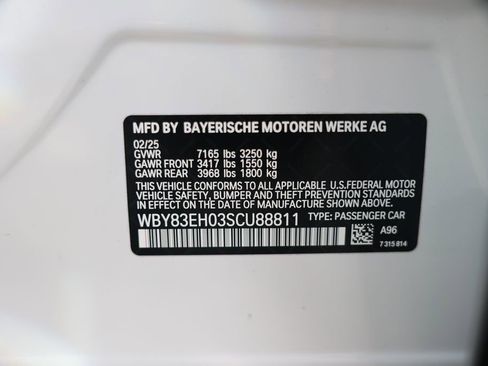 Used 2025 BMW i7 M70 w/ Executive Package image 40