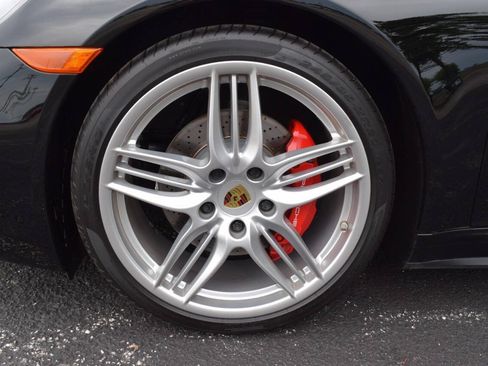 Used 2015 Porsche 911 Carrera 4S AWD/4WD image 10