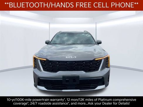 Certified 2025 Kia Sorento EX w/ EX Panoramic Sunroof Package AWD/4WD image 4
