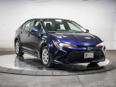 Certified 2022 Toyota Corolla LE image 7