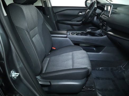 Certified 2026 Nissan Rogue SV AWD/4WD image 35