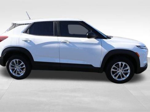 New 2025 Chevrolet TrailBlazer LS w/ LS Convenience Package image 17