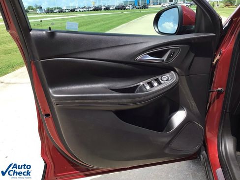 Used 2023 Buick Encore GX Select w/ Safety Package II image 18