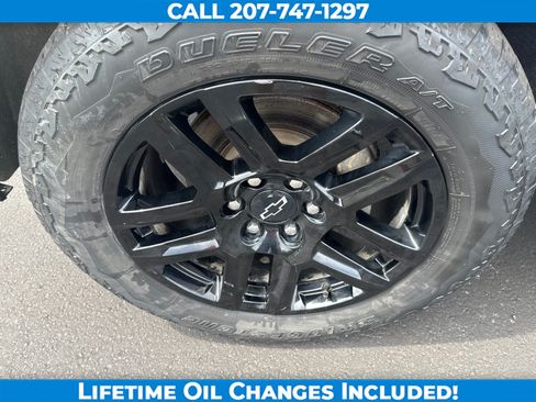 Used 2023 Chevrolet Silverado 1500 LT Trail Boss w/ Protection Package AWD/4WD image 9
