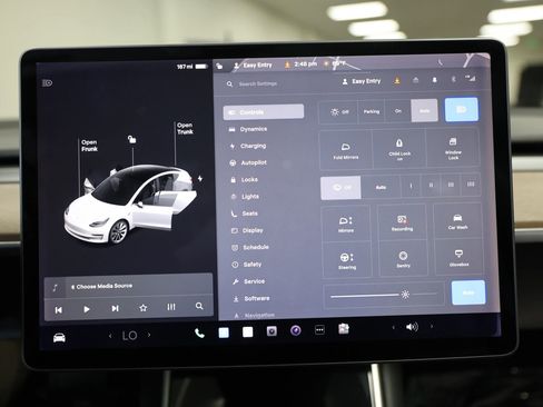 Used 2018 Tesla Model 3 Mid Range image 51