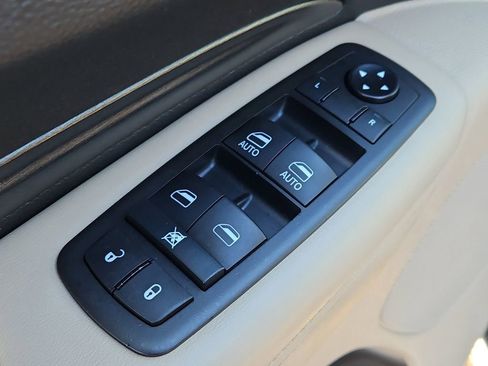 Used 2021 Dodge Durango SXT image 27