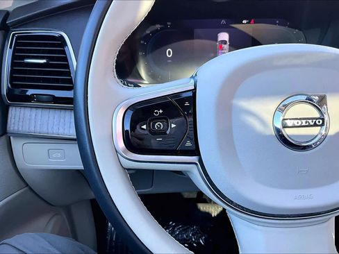 Used 2023 Volvo XC90 B6 Plus w/ Protection Package Premier image 23