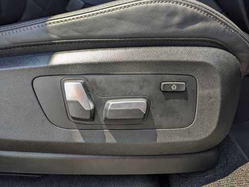 Used 2023 BMW X5 xDrive45e image 49