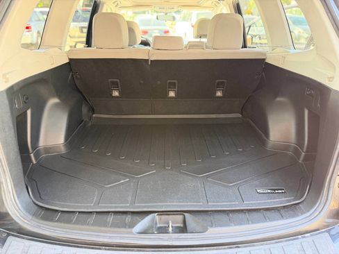 Used 2014 Subaru Forester 2.5i Premium w/ All-Weather Package AWD/4WD image 19