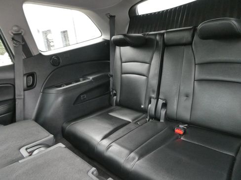 Used 2019 Honda Pilot EX-L image 32