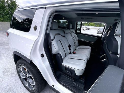 Used 2023 Rivian R1S Launch Edition AWD/4WD image 18