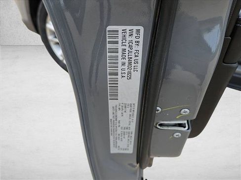 Used 2021 Jeep Cherokee Latitude Plus w/ Sun & Sound Group FWD image 26