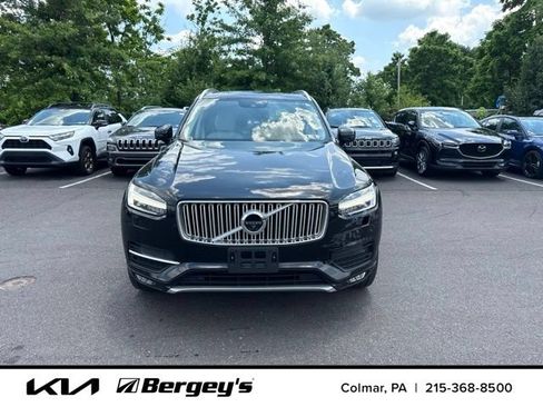 Used 2017 Volvo XC90 T6 Inscription w/ Vision Package AWD/4WD image 2