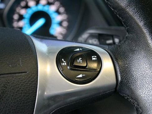 Used 2015 Ford Escape SE w/ Equipment Group 201A AWD/4WD image 17