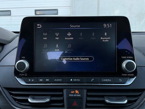 Used 2025 Nissan Altima 2.5 SV image 28