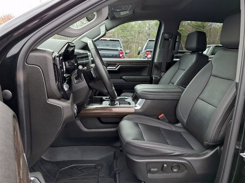 Used 2023 Chevrolet Silverado 1500 RST w/ Convenience Package II image 14