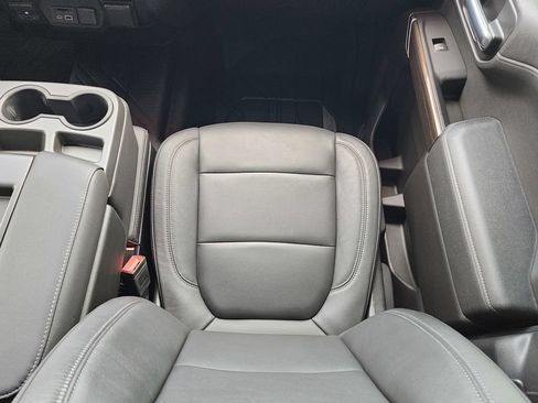 Used 2019 Chevrolet Silverado 1500 LT w/ All-Star Edition RWD image 13