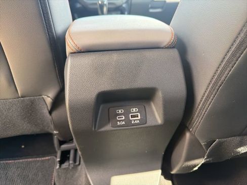 Used 2024 Subaru Crosstrek 2.5i Limited AWD/4WD image 25
