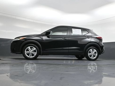 Certified 2025 Nissan Kicks Play S FWD image 47
