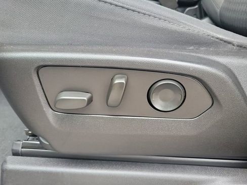 Certified 2022 Chevrolet Silverado 1500 Custom image 18