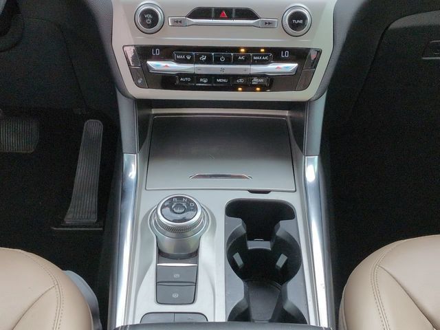 Used 2021 Ford Explorer XLT w/ Equipment Group 202A RWD image 19