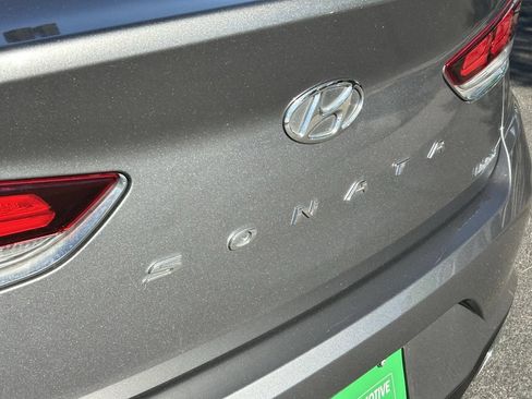 Used 2018 Hyundai Sonata Limited FWD image 8