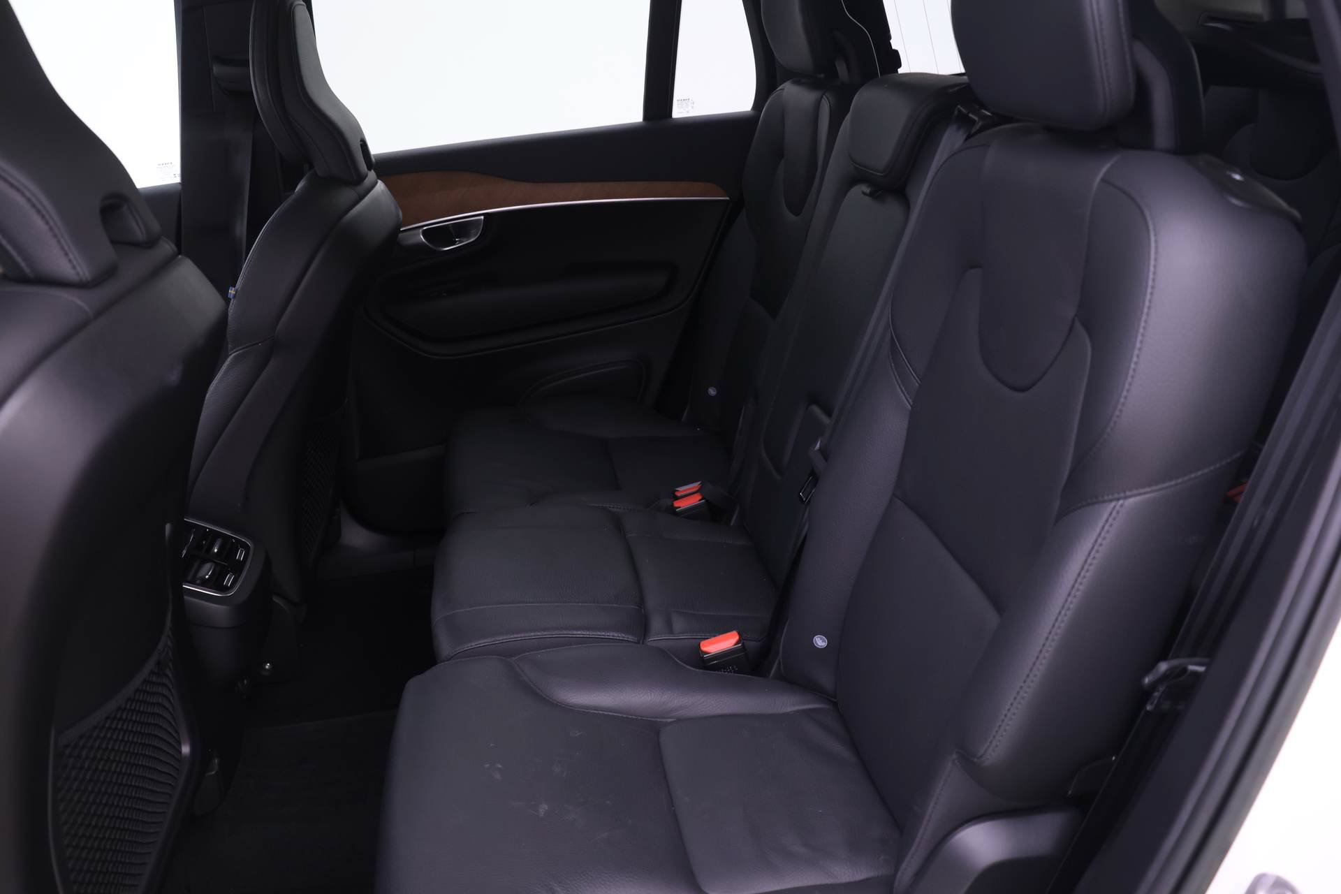 Certified 2023 Volvo XC90 B6 Plus w/ Protection Package Premier AWD/4WD image 14