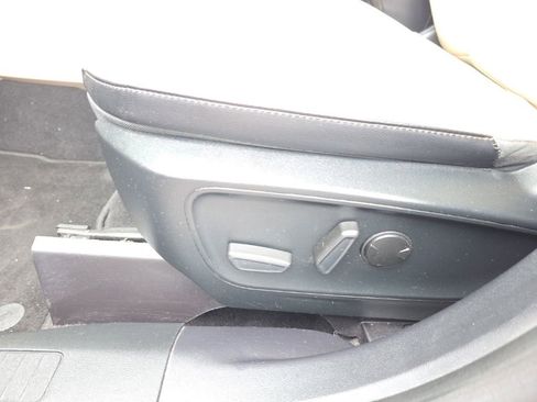 Certified 2020 Ford Escape SEL image 13