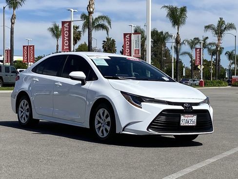 Certified 2025 Toyota Corolla LE image 42