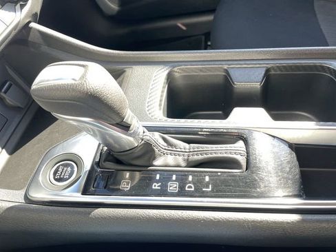 Used 2024 Nissan Sentra SV image 19