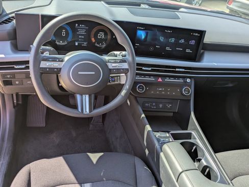 Used 2025 Hyundai Sonata SEL FWD image 9