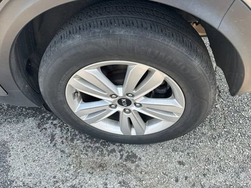 Used 2019 Kia Sportage LX w/ LX Popular Package AWD/4WD image 7