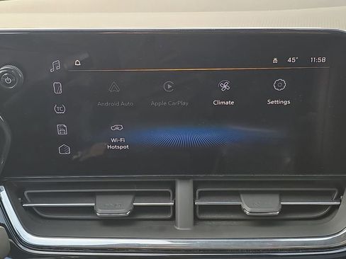 Certified 2025 Chevrolet Trax RS w/ Sunroof Package image 14