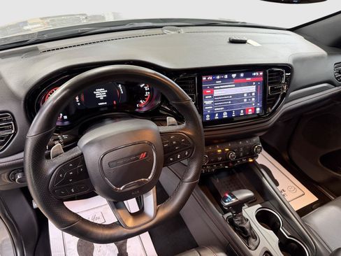 Used 2025 Dodge Durango GT AWD/4WD image 13