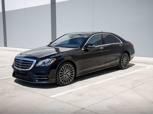 Used 2020 Mercedes-Benz S 560 Sedan image 4