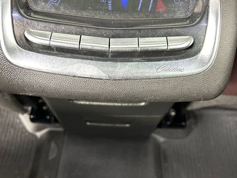 Used 2020 Cadillac XT6 Premium Luxury FWD image 18