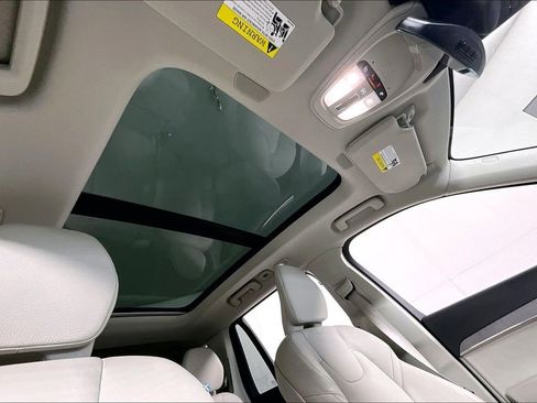 Used 2024 Volvo XC90 B6 Plus w/ Protection Package Premier image 22