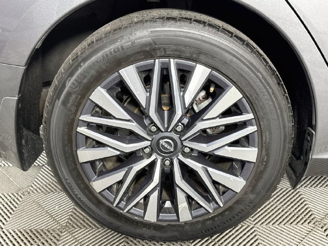 Used 2023 Nissan Altima 2.5 SV FWD image 30