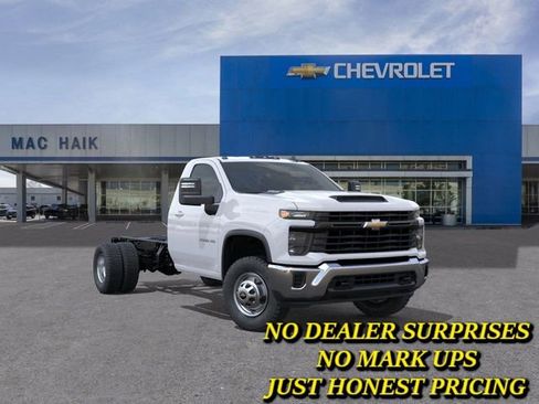 New 2026 Chevrolet Silverado 3500 W/T w/ WT Convenience Package RWD image 1