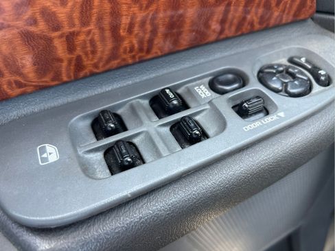 Used 2007 Dodge Ram 1500 Truck Laramie AWD/4WD image 24
