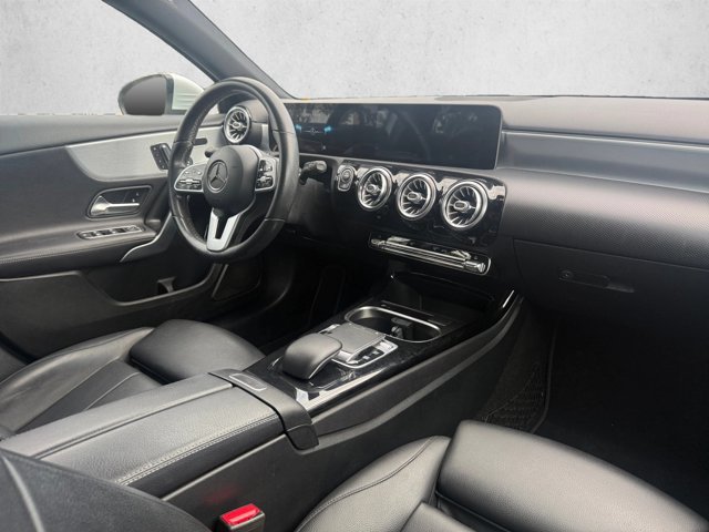 Used 2020 Mercedes-Benz A 220 image 16