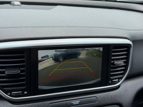 Used 2021 Kia Sportage LX FWD image 22