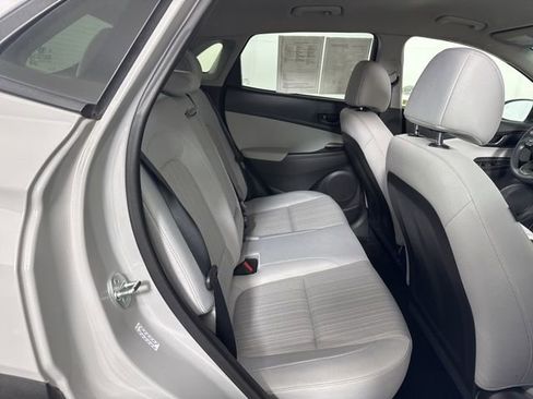 Used 2023 Hyundai Kona SEL image 15
